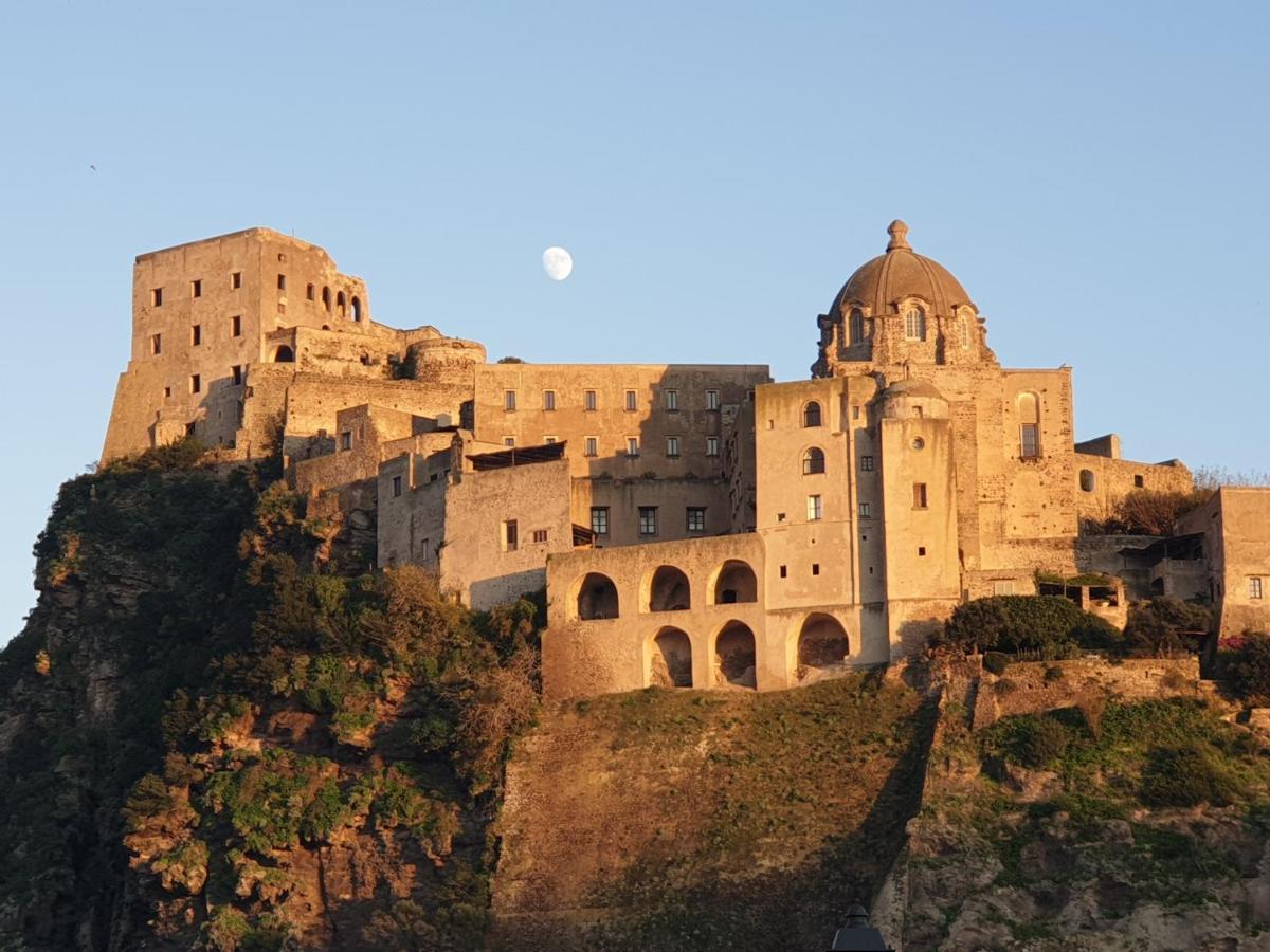 Casa Vacanze Aenaria 2 Ischia Bagian luar foto